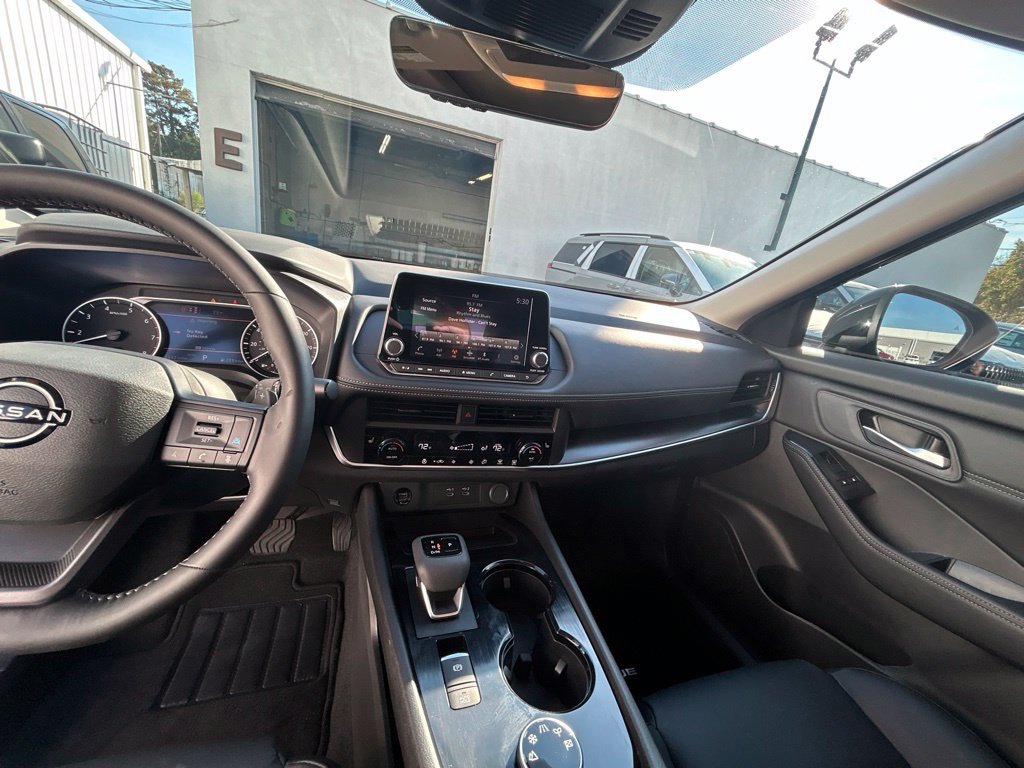 Used 2026 Nissan Rogue Dark Armor AWD/4WD image 14