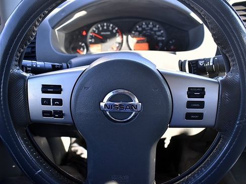 Used 2017 Nissan Frontier SV w/ SV Value Truck Package image 40