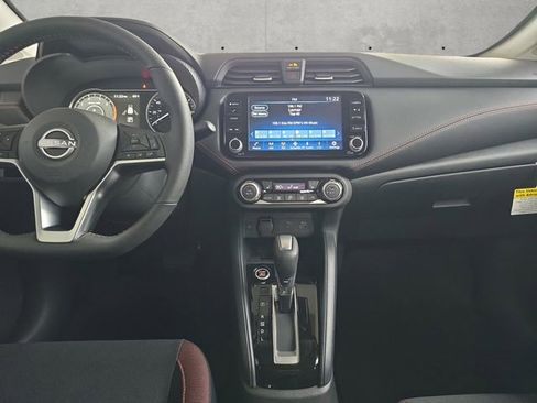 New 2025 Nissan Versa SR image 3