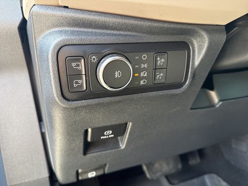 Used 2022 Ford Bronco Wildtrak AWD/4WD image 29