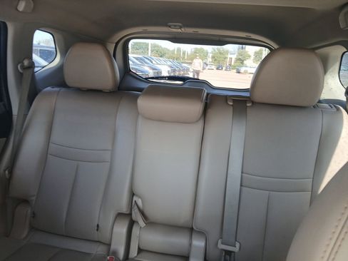 Used 2016 Nissan Rogue SL w/ SL Premium Package image 18