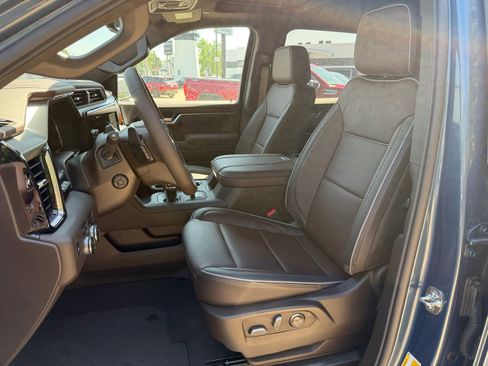 New 2026 GMC Sierra 1500 Denali w/ Technology Package AWD/4WD image 11