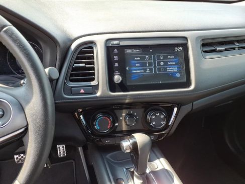 Certified 2021 Honda HR-V Sport image 11