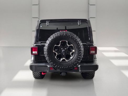 Used 2023 Jeep Wrangler Unlimited Rubicon w/ Cold Weather Group AWD/4WD image 6