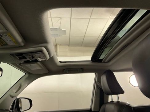 Used 2020 Toyota 4Runner SR5 Premium w/ Moonroof Package image 28