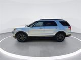 Used 2019 Ford Explorer XLT w/ Equipment Group 202A image 5