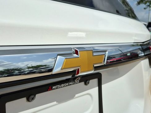 Used 2023 Chevrolet Traverse LT w/ LPO, Cargo Package AWD/4WD image 20