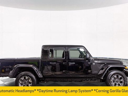 New 2026 Jeep Gladiator Sport image 14