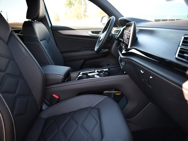 New 2025 Volkswagen Atlas Cross Sport SE AWD/4WD image 29