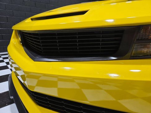 Used 2010 Chevrolet Camaro SS w/ LPO, Ground Effects Package image 46