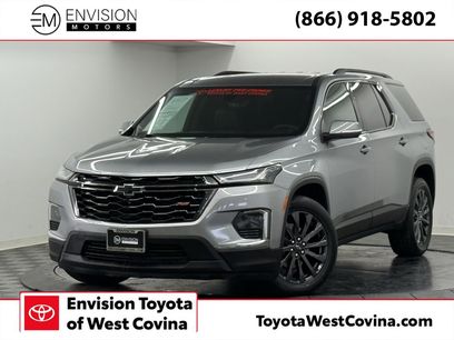 Used 2023 Chevrolet Traverse RS