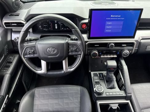 Used 2025 Toyota 4Runner TRD Sport Premium w/ Tow Technology Package AWD/4WD image 12