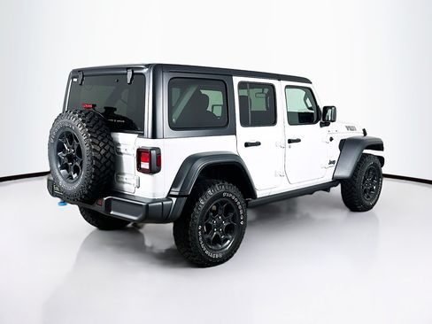 Used 2023 Jeep Wrangler Unlimited w/ Cold Weather Group AWD/4WD image 9