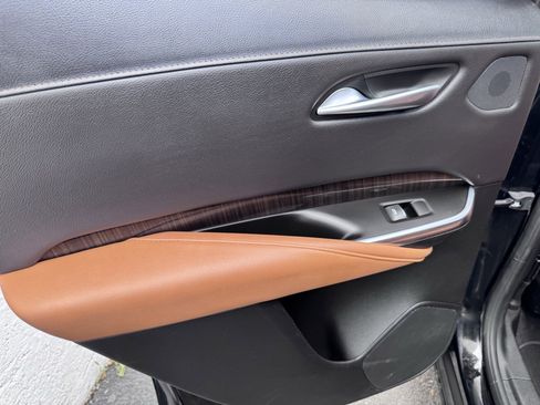 Used 2023 Cadillac XT4 Sport image 14