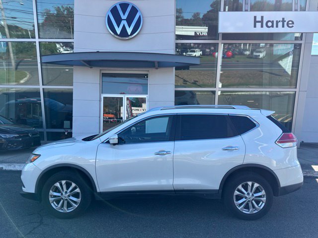 Used 2016 Nissan Rogue SV w/ SV Premium Package AWD/4WD image 2