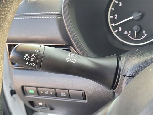 Used 2023 Nissan Sentra SV w/ Trunk Package image 16