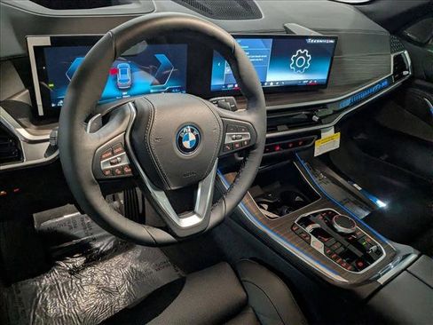 New 2026 BMW X5 xDrive50e w/ Premium Package image 3