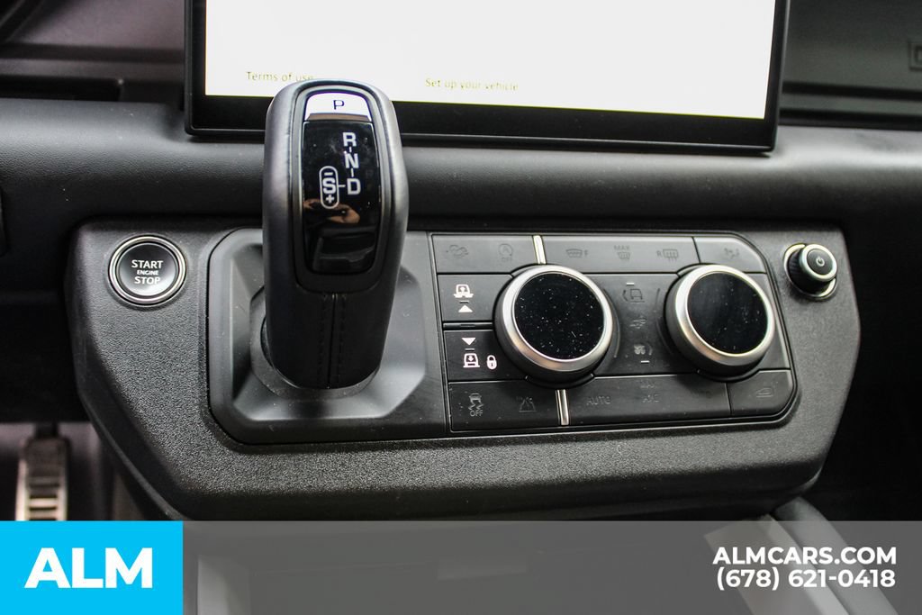Used 2025 Land Rover Defender 110 X AWD/4WD image 35