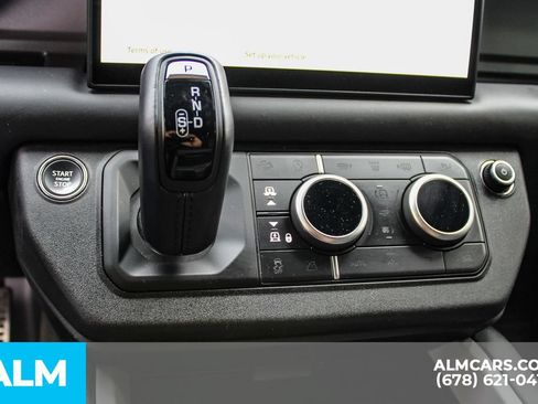 Used 2025 Land Rover Defender 110 X AWD/4WD image 35