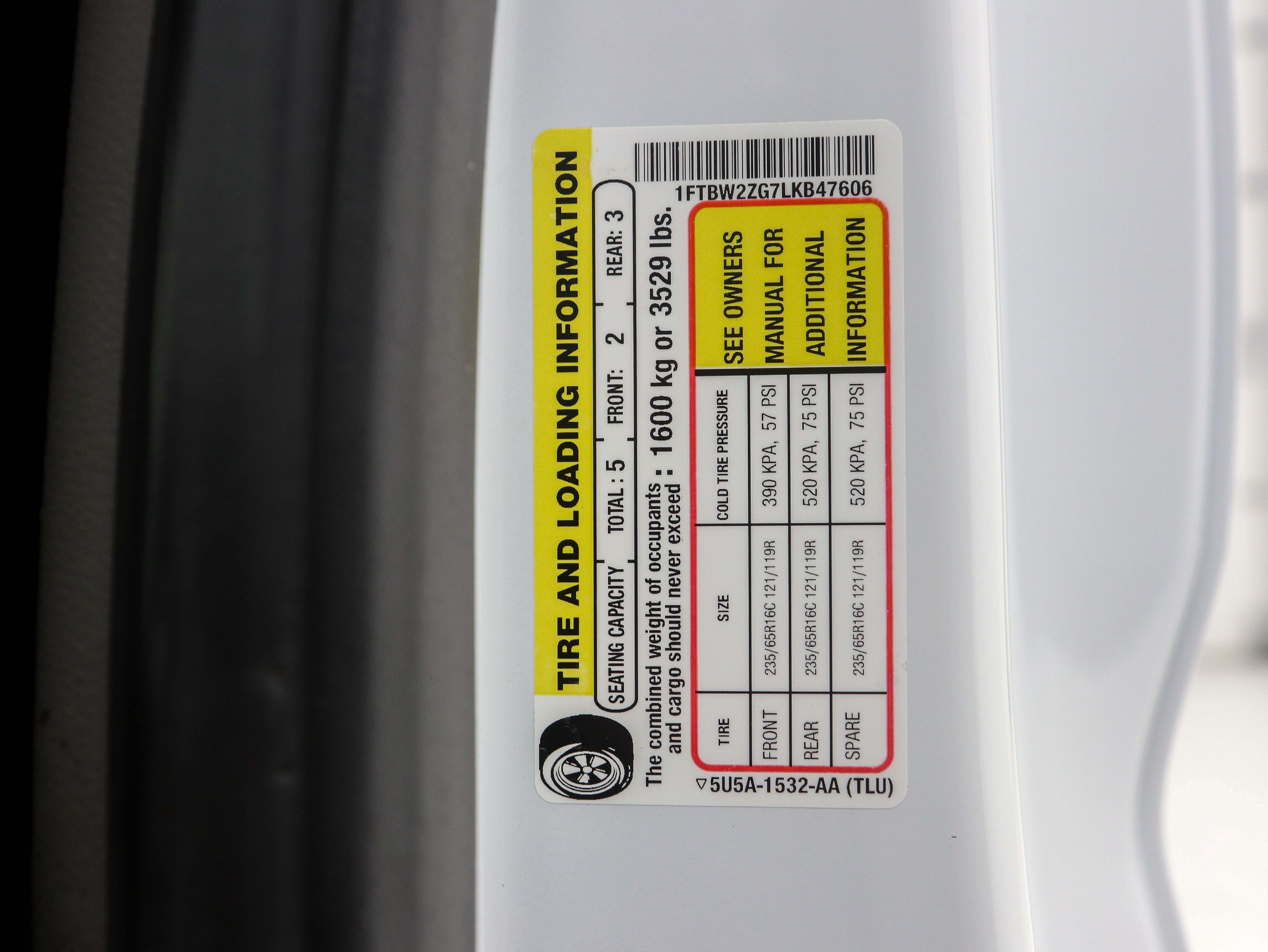 Used 2020 Ford Transit 350 Low Roof AWD image 30