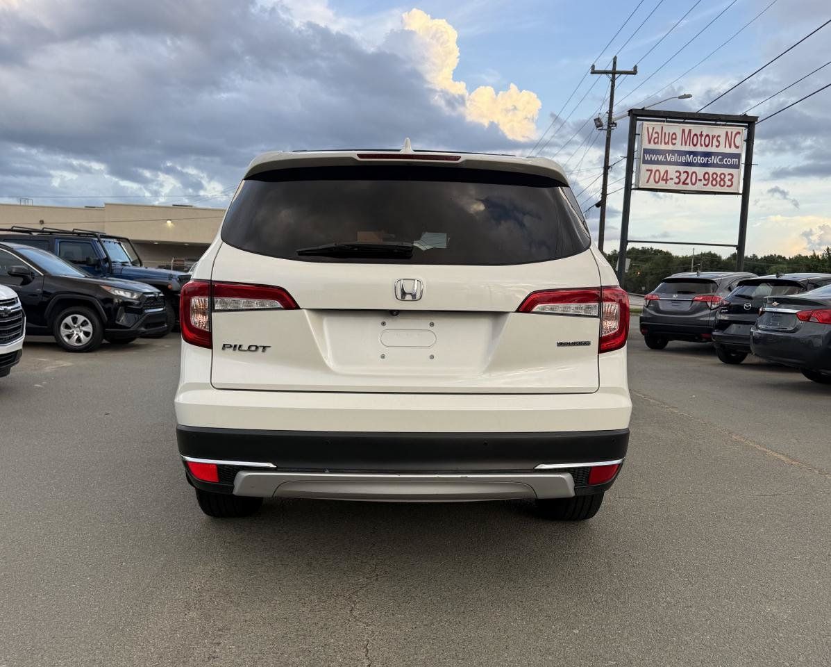 Used 2019 Honda Pilot Touring image 5