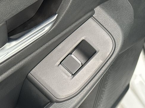 New 2026 Nissan Sentra SV w/ SV Convenience Package FWD image 29