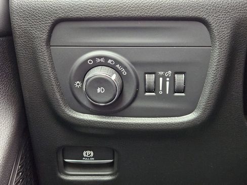 New 2025 Jeep Grand Cherokee L Limited image 21