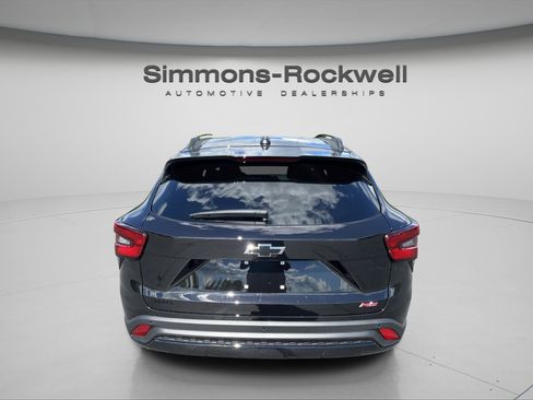 New 2026 Chevrolet Trax RS w/ Driver Confidence Package FWD image 4