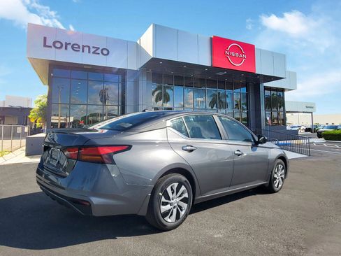 New 2025 Nissan Altima 2.5 S image 4