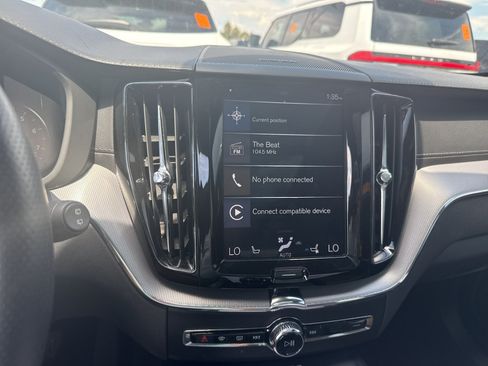 Used 2019 Volvo XC60 T6 Inscription w/ Protection Package Premier AWD/4WD image 6