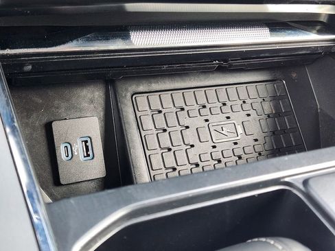 Used 2024 Ford F150 Lightning Flash image 30