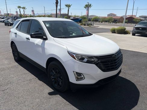 Used 2021 Chevrolet Equinox LS w/ LS Convenience Package FWD image 9