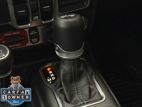 Used 2025 Jeep Wrangler Unlimited Rubicon w/ Convenience Group image 18