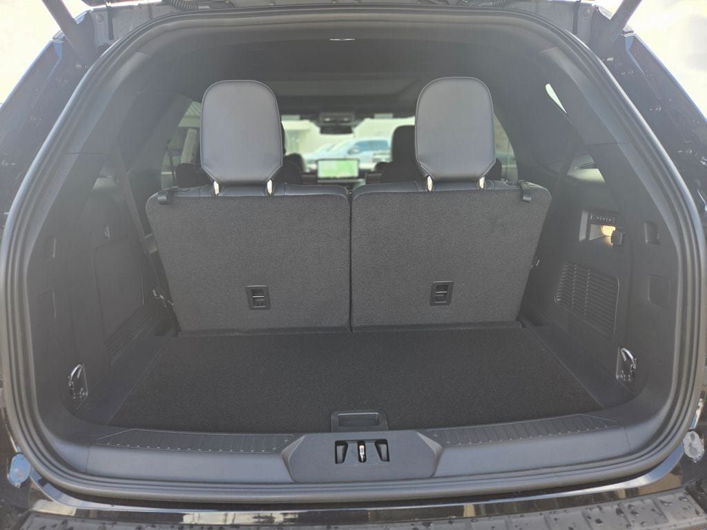 New 2026 Ford Explorer ST w/ Sun And Sound Package AWD/4WD image 14