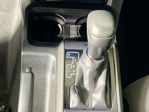 Used 2017 Toyota Tacoma TRD Sport image 24