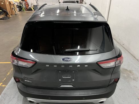 Used 2022 Ford Escape SEL w/ Technology Package FWD image 8