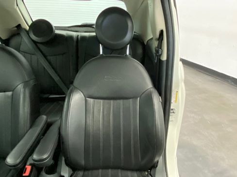 Used 2018 FIAT 500 Lounge image 22