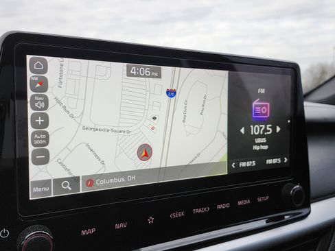 Used 2022 Kia Forte GT w/ GT Technology Package image 2