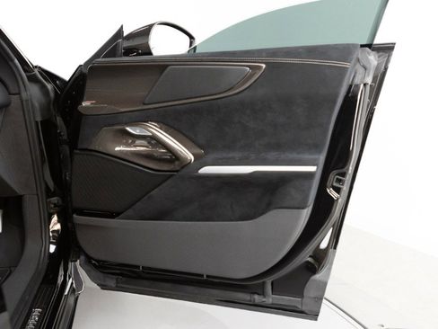 Used 2025 Ferrari Purosangue image 59