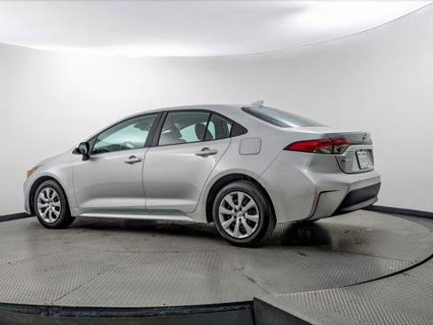 Used 2024 Toyota Corolla LE FWD image 6