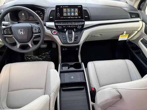 New 2026 Honda Odyssey EX-L image 13