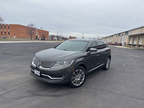 Used 2018 Lincoln MKX Reserve image 3