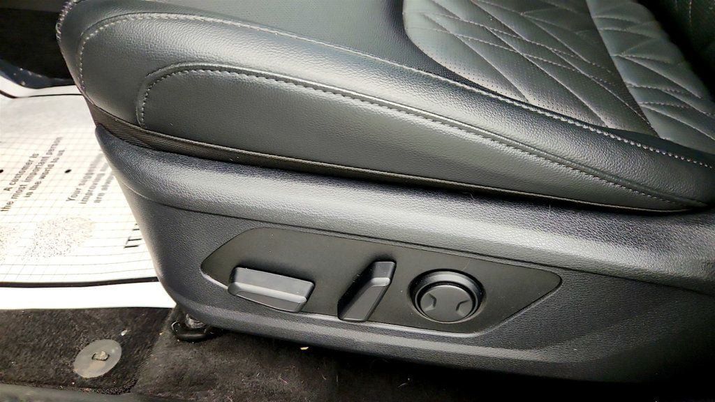 Used 2024 Kia Sportage X-Pro AWD/4WD image 12