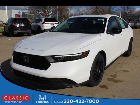 New 2025 Honda Accord SE image 1