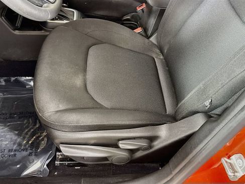 Used 2021 Jeep Renegade Sport FWD image 19