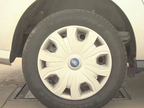 Used 2021 Ford Transit Connect XLT FWD image 13
