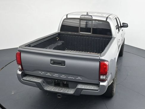 Used 2019 Toyota Tacoma SR w/ SR Convenience Package RWD image 14