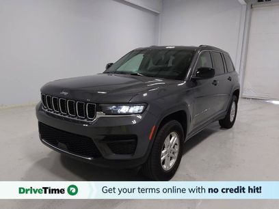Used 2022 Jeep Grand Cherokee Laredo w/ Luxury Tech Group I