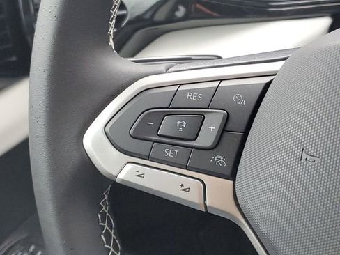 New 2026 Volkswagen Taos S image 13