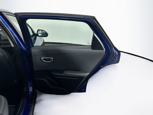 Used 2025 Kia K4 FWD image 31